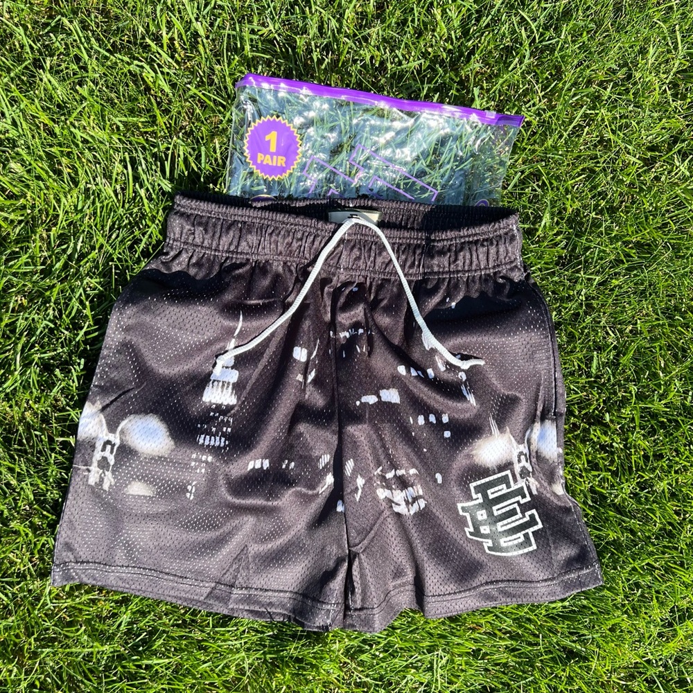 Eric Emanuel EE Basic Short/ Black Skyline
